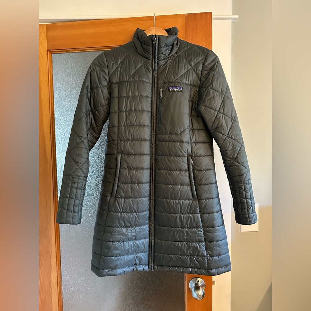 Patagonia Radalie mid-length puffy coat excellent condition
